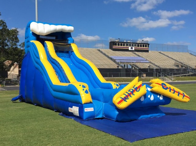 20ft Wipeout Water Slide